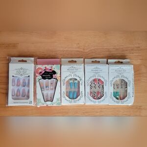 Press on Nails Bundle, Set of Five, Leopard Print, NIB